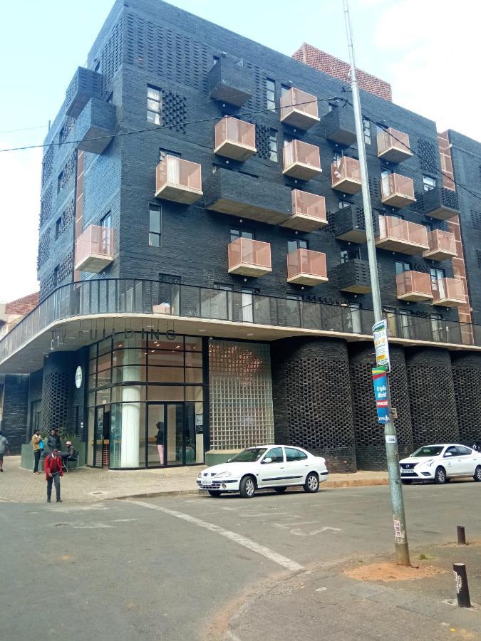 Maboneng City Building Free Wifi And Swimming Pool Hotel Johannesburg Exterior photo