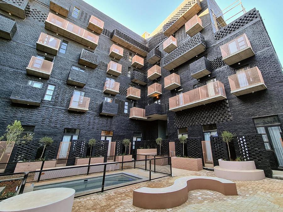 Maboneng City Building Free Wifi And Swimming Pool Hotel Johannesburg Exterior photo